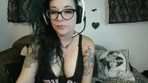 Snapshot of missy_dee chatting on 27, 7, 2026 Missy Dee online show from 27, 7, 2026