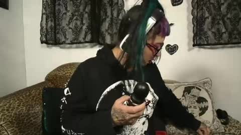 Snapshot of missy_dee chatting on 2, 8, 2026 Missy Dee online show from 2, 8, 2026