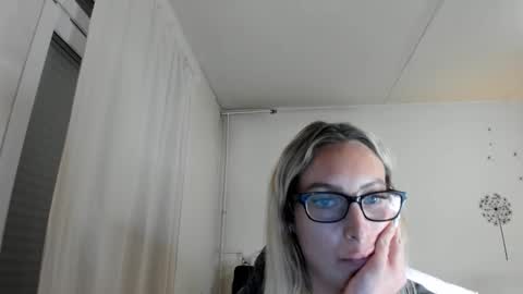 Snapshot of missy_matrix chatting on 4, 10, 2025 Missy matrix online show from 4, 10, 2025