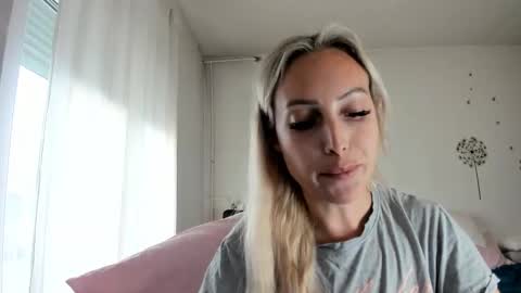 Snapshot of missy_matrix chatting on 13, 10, 2025 Missy matrix online show from 13, 10, 2025