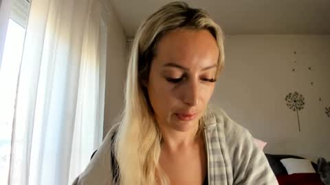 Snapshot of missy_matrix chatting on 5, 11, 2025 Missy matrix online show from 5, 11, 2025