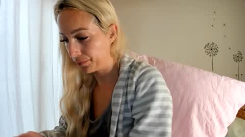 Snapshot of missy_matrix chatting on 3, 12, 2025 Missy matrix online show from 3, 12, 2025