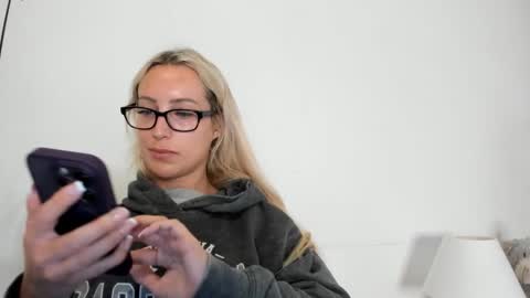 Snapshot of missy_matrix chatting on 16, 12, 2025 Missy matrix online show from 16, 12, 2025