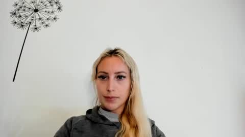 Snapshot of missy_matrix chatting on 19, 12, 2025 Missy matrix online show from 19, 12, 2025