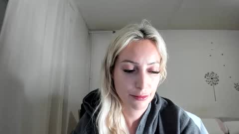 Snapshot of missy_matrix chatting on 8, 1, 2026 Missy matrix online show from 8, 1, 2026