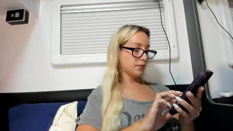 Snapshot of missy_matrix chatting on 2, 3, 2026 Missy matrix online show from 2, 3, 2026