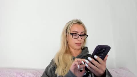 Missy matrix online show from 16, 5, 2026