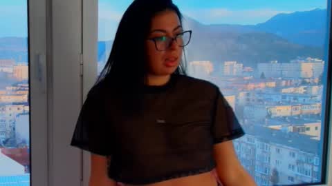 missyscarlet online show from 2, 3, 2026