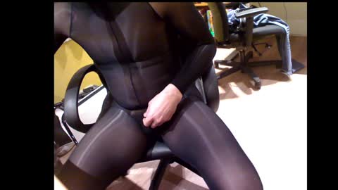 Snapshot of misterbobbyxx chatting on 12, 1, 2025 misterbobbyxx online show from 12, 1, 2025