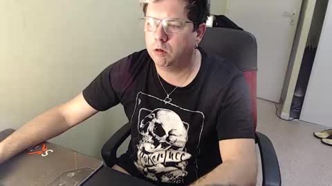 Snapshot of mistercoeur1 chatting on 30, 12, 2024 mistercoeur online show from 30, 12, 2024