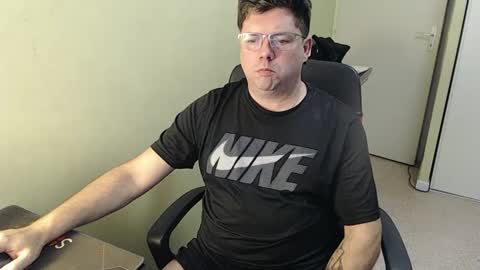 Snapshot of mistercoeur1 chatting on 1, 2, 2025 mistercoeur online show from 1, 2, 2025