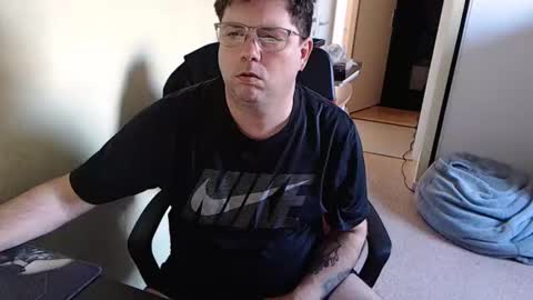 Snapshot of mistercoeur1 chatting on 14, 2, 2025 mistercoeur online show from 14, 2, 2025