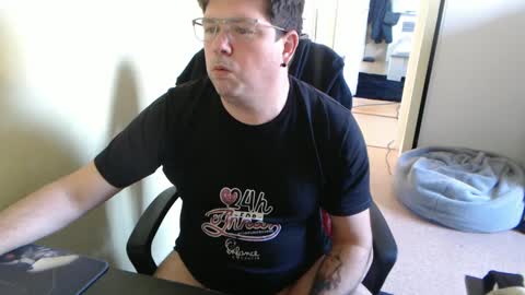 Snapshot of mistercoeur1 chatting on 5, 3, 2025 mistercoeur online show from 5, 3, 2025