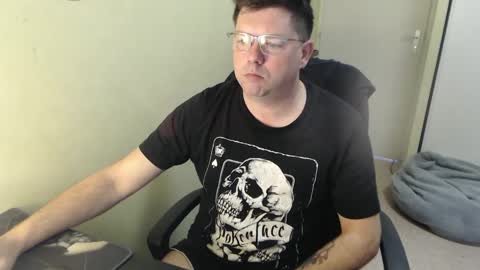 Snapshot of mistercoeur1 chatting on 12, 3, 2025 mistercoeur online show from 12, 3, 2025