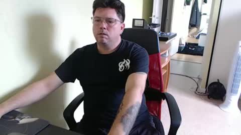 Snapshot of mistercoeur1 chatting on 24, 9, 2025 mistercoeur online show from 24, 9, 2025