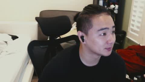 Snapshot of misterlionking chatting on 9, 8, 2026 Eric online show from 9, 8, 2026