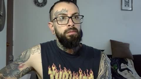 Snapshot of misternocturne chatting on 13, 9, 2025 misternocturne online show from 13, 9, 2025