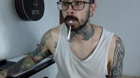 Snapshot of misternocturne chatting on 25, 10, 2025 misternocturne online show from 25, 10, 2025