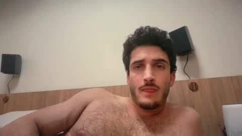 Snapshot of mistozeta chatting on 12, 5, 2026 Zeta online show from 12, 5, 2026