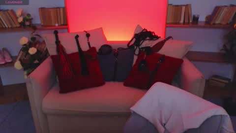 Marcelline online show from 8, 11, 2025