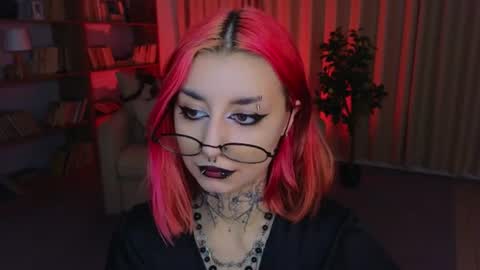 Marcelline online show from 25, 7, 2026