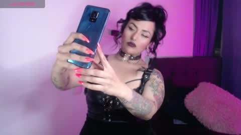       online show from 24, 1, 2025