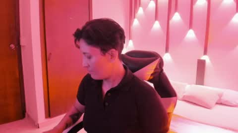 Mss F  online show from 21, 7, 2026
