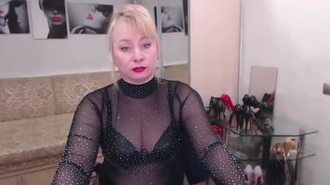 Snapshot of mistress_milfa chatting on 12, 3, 2025 mistress_milfa online show from 12, 3, 2025