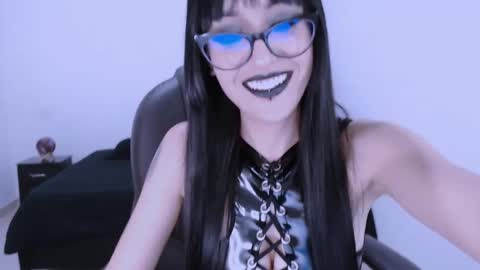 Snapshot of mistress_zafirah chatting on 2, 2, 2025 Mistress online show from 2, 2, 2025
