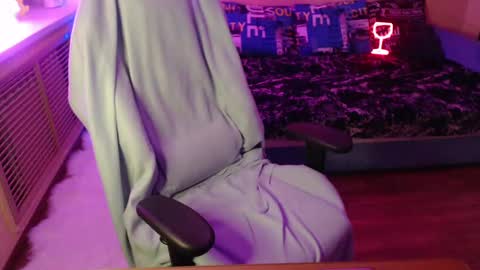 Snapshot of mistressbailey_x chatting on 28, 1, 2025 Miss Bailey online show from 28, 1, 2025