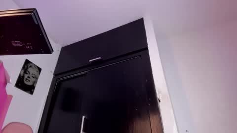 NAHOMY  online show from 9, 3, 2026