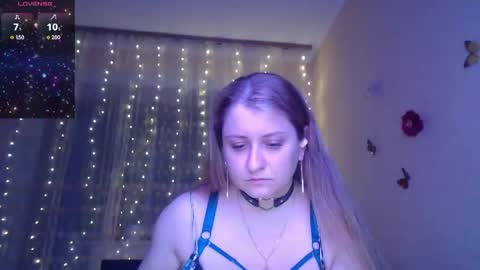 mistresscaro online show from 11, 4, 2026