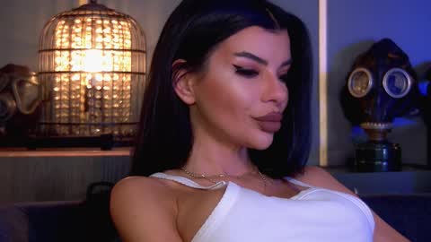 Elenia online show from 29, 10, 2025