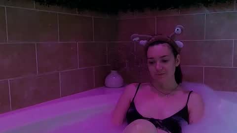 Snapshot of mistressjuniper chatting on 21, 11, 2025 Mistress June online show from 21, 11, 2025