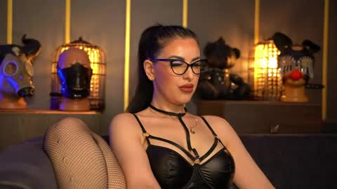 Mistress Kelly online show from 1, 5, 2026