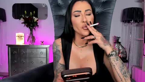 Snapshot of mistresskennya chatting on 5, 7, 2026 mistresskennya online show from 5, 7, 2026