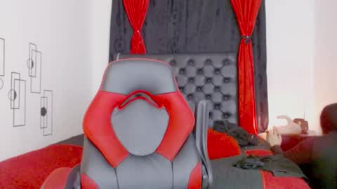 Mistresslombana online show from 14, 9, 2025