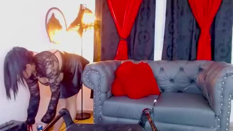 Mistresslombana online show from 17, 7, 2026