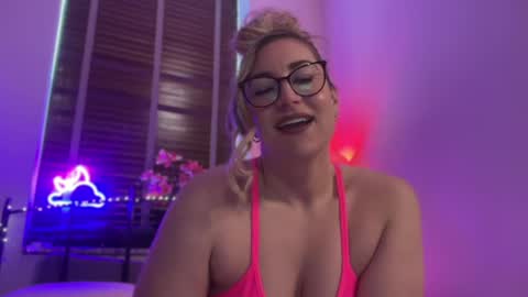 Snapshot of mistresssx chatting on 2, 6, 2026 Miss X online show from 2, 6, 2026