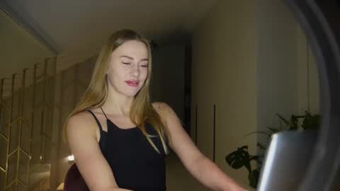 mistressuniverse online show from 31, 1, 2025