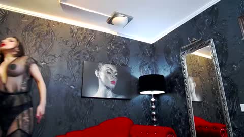 MistressWanda -  online show from 1, 1, 2025