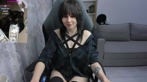 Snapshot of misty_dark chatting on 20, 5, 2026 misty_dark online show from 20, 5, 2026