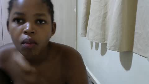 misty_shee online show from 28, 2, 2025