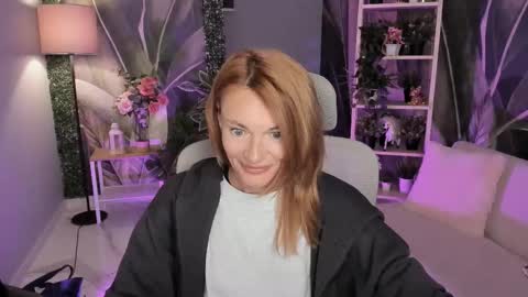 MistyBarnes NONUDE MODEL online show from 14, 9, 2025
