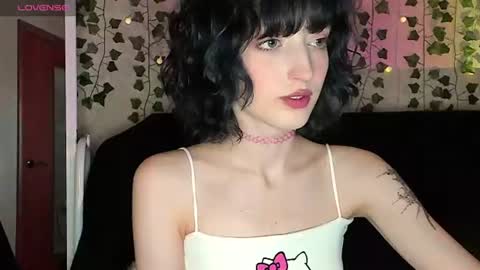 Misty  -  mistymarlow online show from 16, 6, 2026
