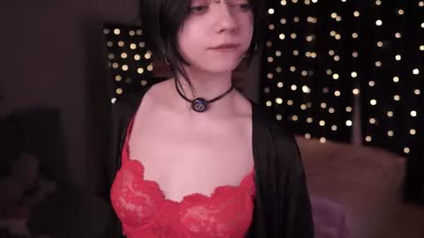 Yuka online show from 11, 7, 2026