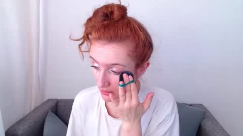Snapshot of miya_here chatting on 25, 6, 2026 Miya online show from 25, 6, 2026