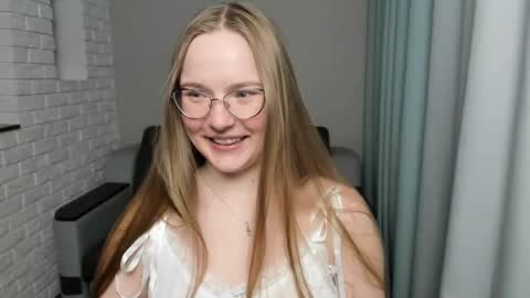 Miya online show from 9, 1, 2025