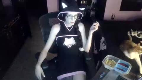 Mizz Bonez online show from 19, 1, 2026