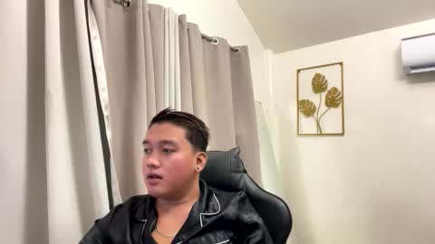 Michole Jay online show from 4, 2, 2026